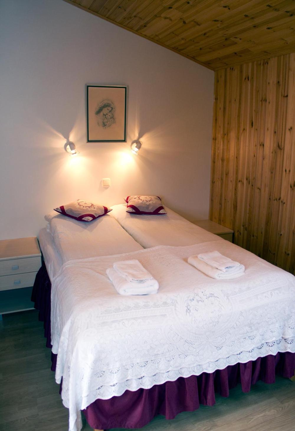 Guesthouse Skalafell Bagian luar foto